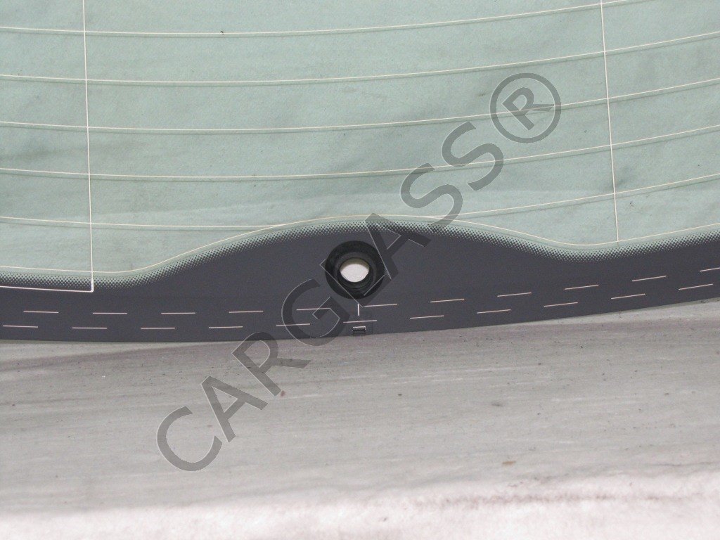 Фото Заднее стекло на шкода октавия a7, skoda octavia a7 в наличии на нашем складе